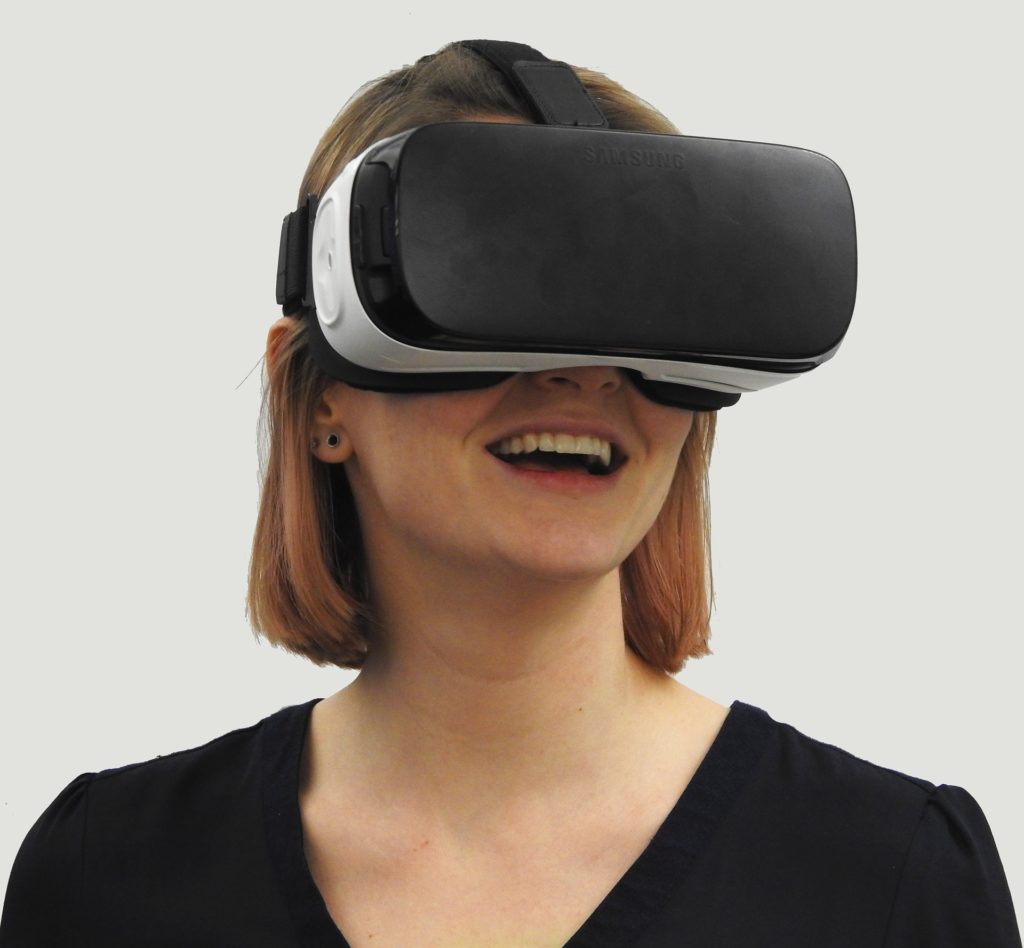 woman vr